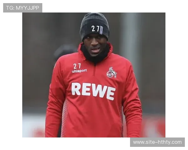 科隆主帅克瓦斯尼奥克压力巨大，本场可能采取更务实阵型