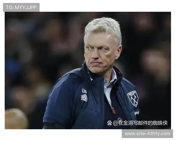 赖斯赛后与恩师莫耶斯合影，社媒发文表达感激